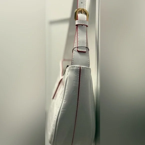 Arcadia Stunning White Patent Leather W/Red Trim Shoulder Bag W/Gold-Tone NWT - Picture 7 of 16